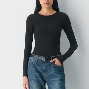 Aritzia Long Sleeve Contour Top